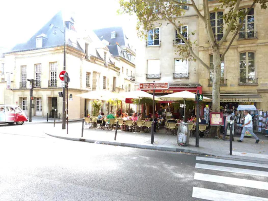 Notre Dame And River Seine Apartment Paris Exterior photo